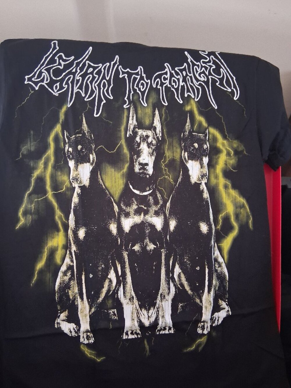Men's black graphic Doberman crew neck
